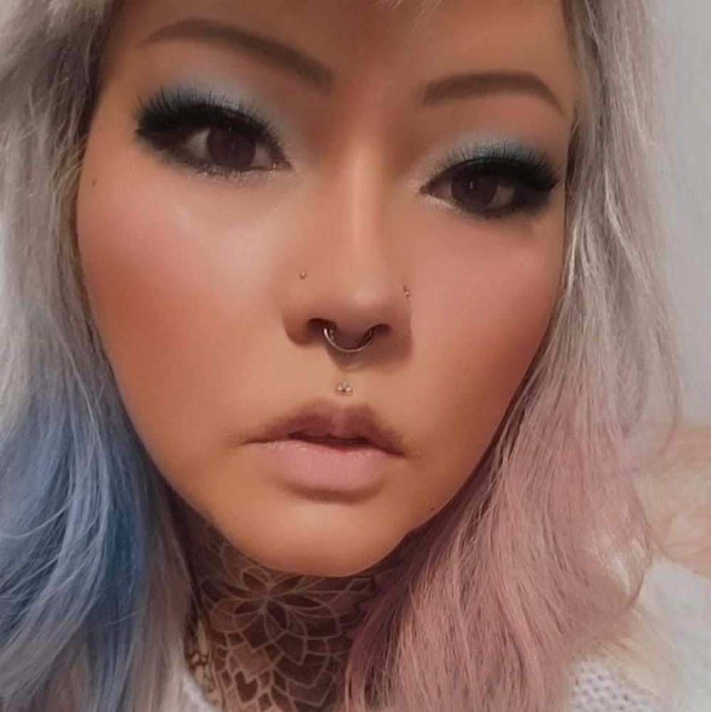 Meet your Posher, Brenda